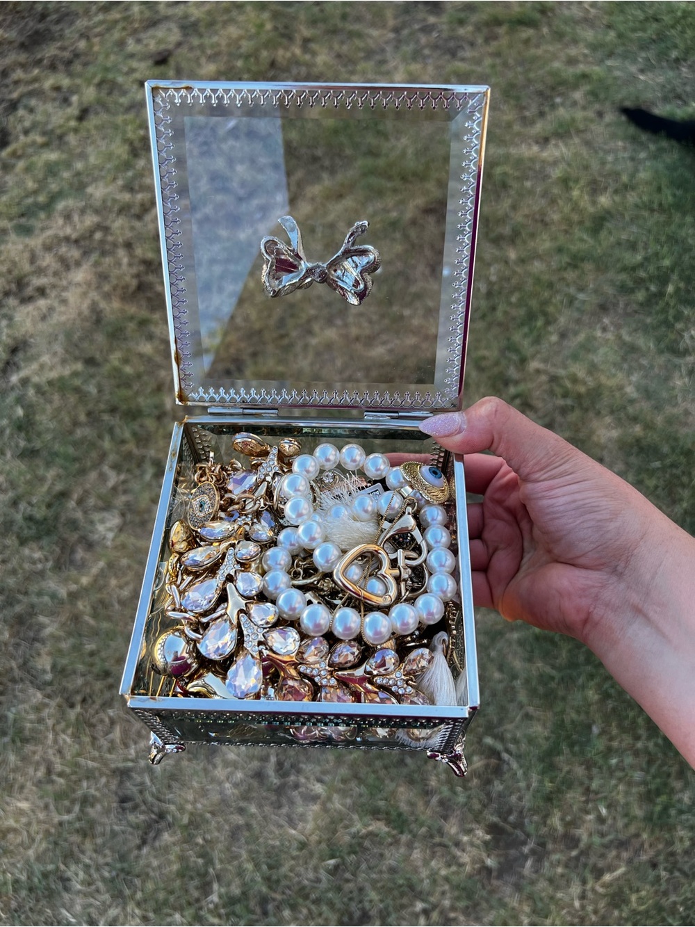Women's Jewelry glass jars